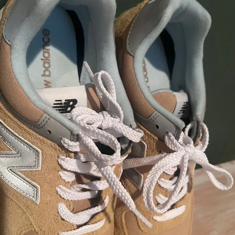 New Balance 574 Sneakers, Gold/Mustard Yellow, W10, NWOT - Picture 2 of 7